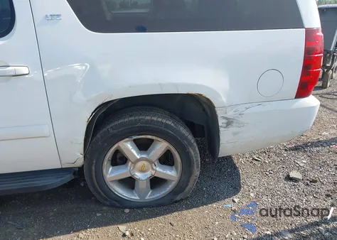 2007 Chevrolet Suburban Ltz from USA, damaged, VIN 3GNFK16397G116032